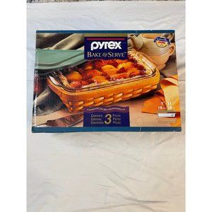 Pyrex Bake & Serve 3-Piece Glass Bakeware Set in Clear